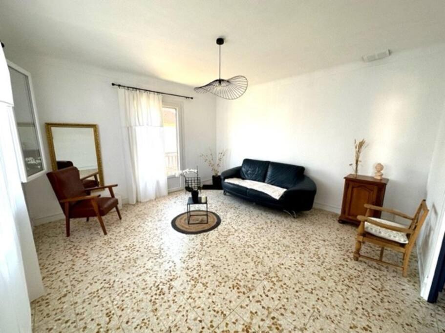 Appartement St Laurent แซงต์-โลรองต์-เดอ-ลา-ซาลองก์ ภายนอก รูปภาพ