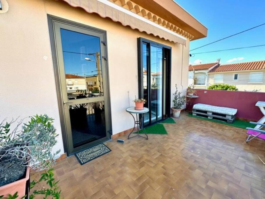 Appartement St Laurent แซงต์-โลรองต์-เดอ-ลา-ซาลองก์ ภายนอก รูปภาพ