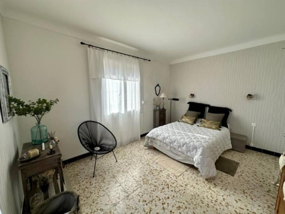 Appartement St Laurent แซงต์-โลรองต์-เดอ-ลา-ซาลองก์ ภายนอก รูปภาพ